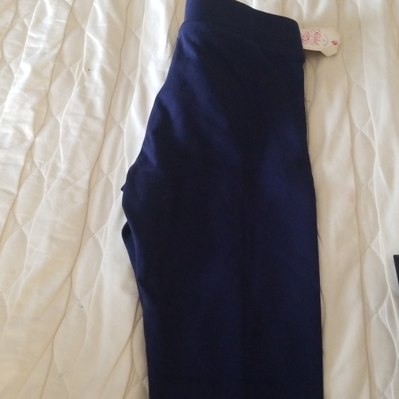 Pants - Picture 3 of 4